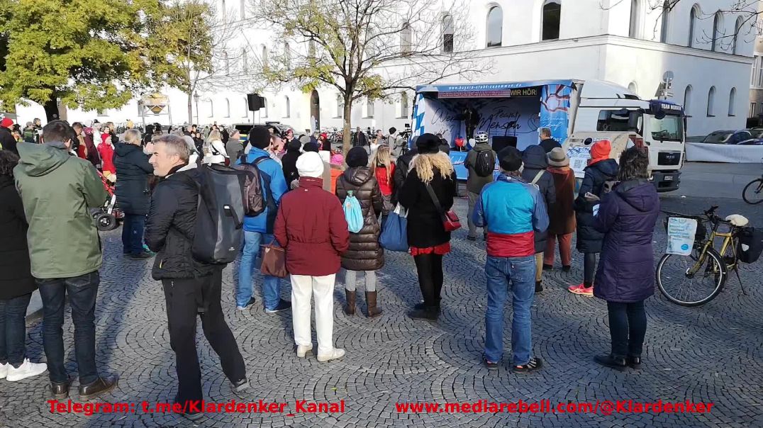 ⁣Demo München "Kinder stehen auf" Andreas 07.11.21