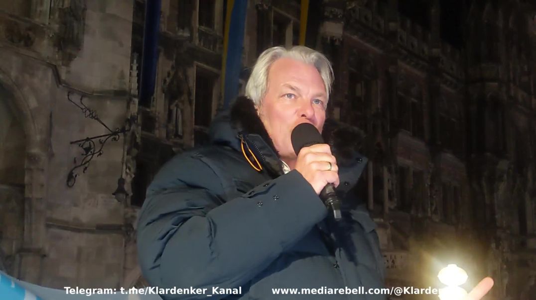 ⁣Rede von Heiko Schöning zum Ukrainekrieg und Münchner Sicherheitskonferenz - Marienplatz 15.02.23